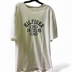 Tommy Hilfiger Classic White Tee with Graphic Print
